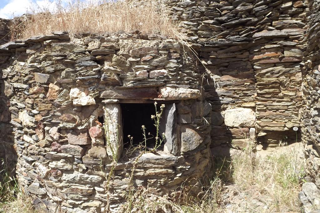 Gasthaus Casa Dos Xares Rosmaninhal  Exterior foto